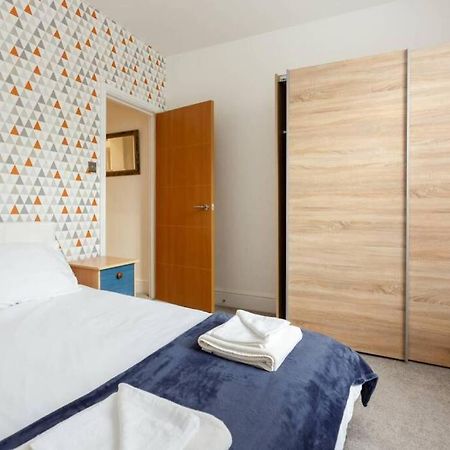 Stylish 2 Bed 2 Bath *Close To Beach And Centre With Parking* Bournemouth Exterior foto