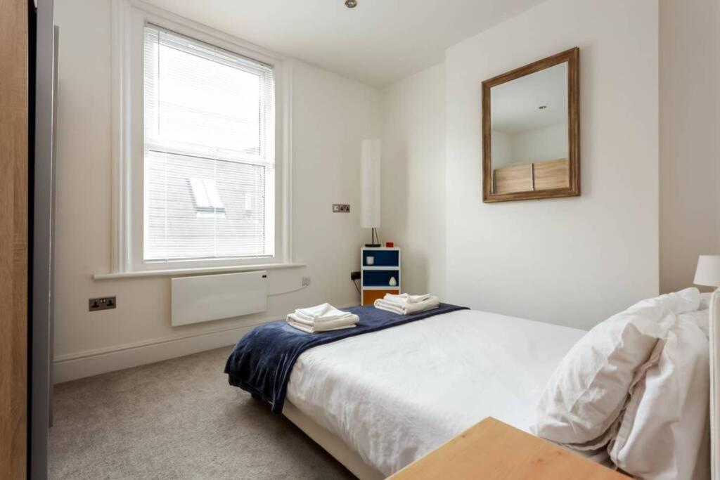 Stylish 2 Bed 2 Bath *Close To Beach And Centre With Parking* Bournemouth Exterior foto